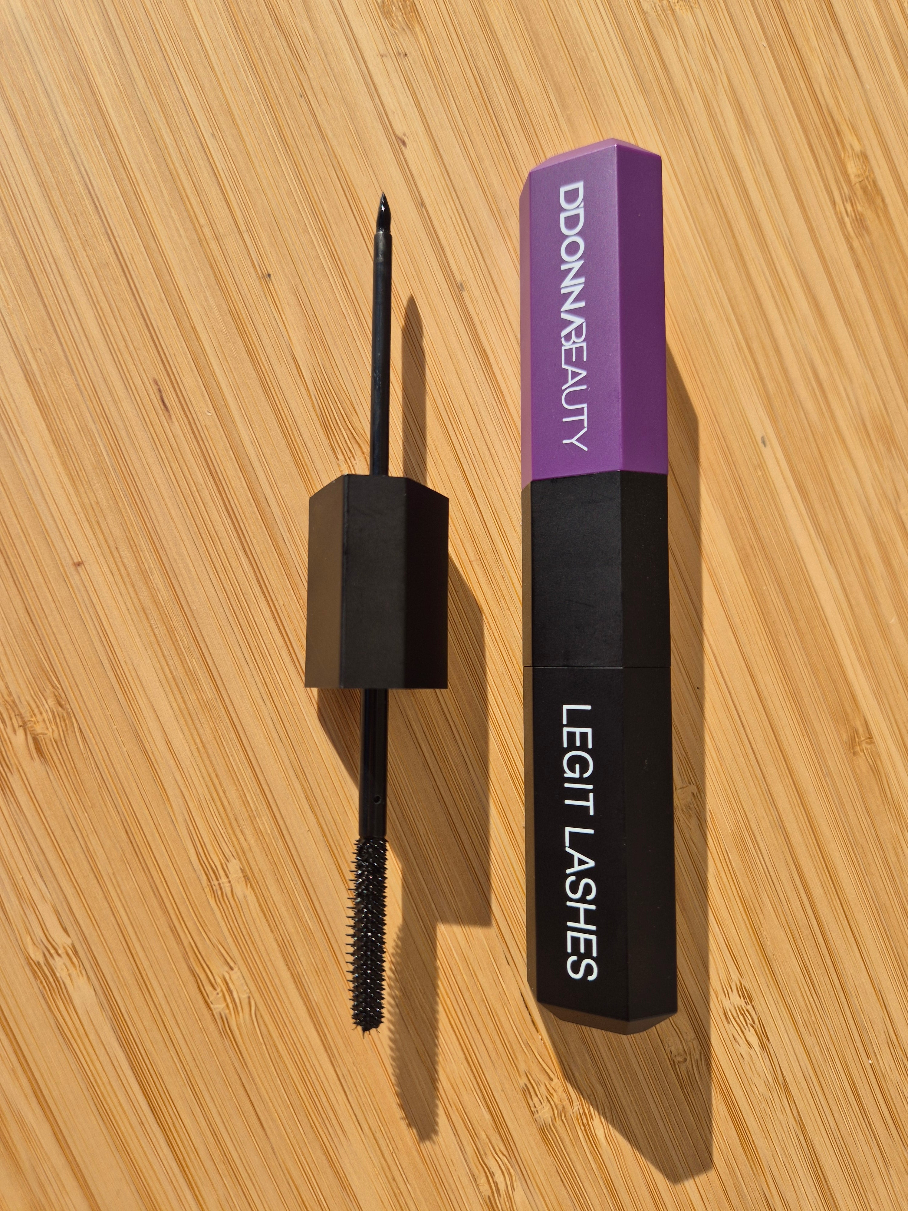 Mascara/ Eye liner 2 en 1 -20%